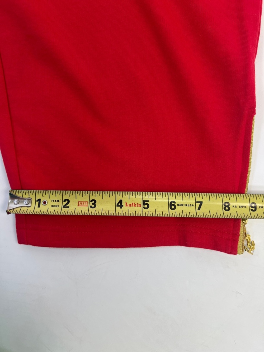 Quacker Factory Red Elastic Waist Capris with Gold Anchor Sparkly Accents - 1X - Picture 10 of 16